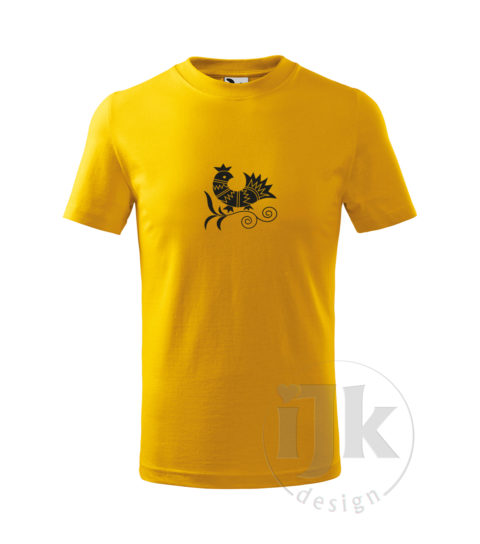 Detské žlté tričko s potlačou, s čiernou hladkou fóliou, s folklórnym motívom z Vajnor a s krátkym rukávom.
