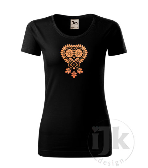 Dámske čierne tričko s potlačou, s oranžovou glitrovou fóliou, s folklórnym motívom z Čataja a s krátkym rukávom.