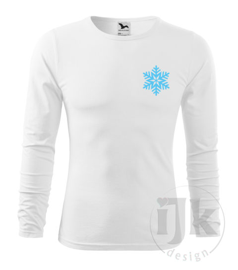 Pánske biele tričko s potlačou, s bledomodrou hladkou fóliou, s autorským zimným vzorom, motívom je jedna snehová vločka umiestnené vľavo hore a s dlhým rukávom.