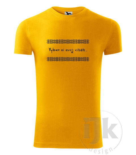 Pánske žlté tričko s potlačou, s čiernou hladkou fóliou, s náboženským vzorom, motívom je citát zo Svätého písma podľa vlastného výberu, ktorý je vložený do čičmianského ornamentu a je napísaný čičmianským písmom, s krátkym rukávom.