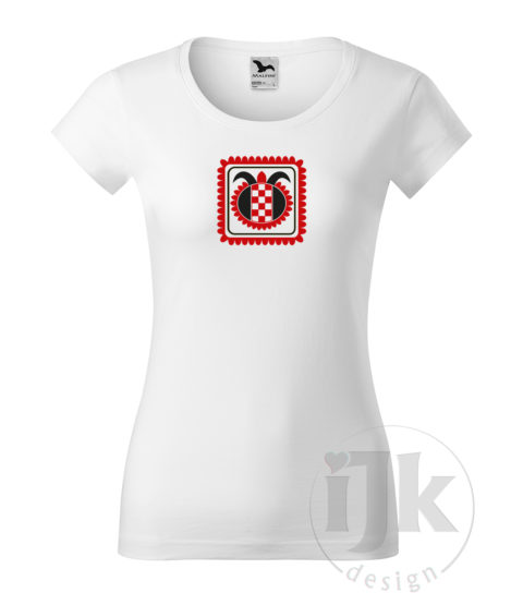 Dámske biele tričko s potlačou, s červenou a čiernou hladkou fóliou, s folklórnym motívom zo Záriečia, s ľudovým vzorom zo Záriečia a s krátkym rukávom.