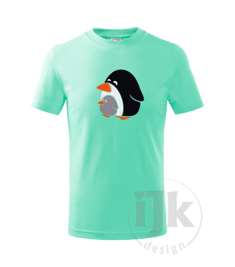 Detské mentolové tričko s potlačou, s bielou perleťovou a oranžovou hladkou fóliou v kombinácii s čiernou a sivou zamatovou fóliou , s detským motívom tučniakov, so zvieracím vzorom - tučniaci a s krátkym rukávom.