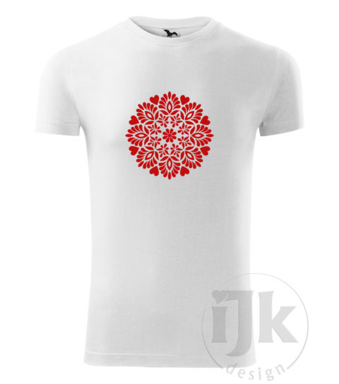 Pánske biele tričko s potlačou, s červenou hladkou fóliou, s folklórnym motívom z Čataja, s ľudovým vzorom z Čataja a s krátkym rukávom.