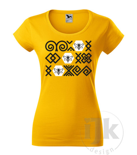 Dámske žlté tričko s potlačou, s čiernou a bielou hladkou fóliou, s folklórnym motívom z Čičmian a s včelami sediacimi na bielych plástoch a s krátkym rukávom.